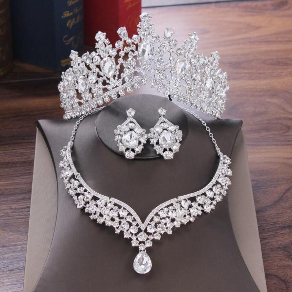 Crystal Bridal Jewelry Set - Image 3